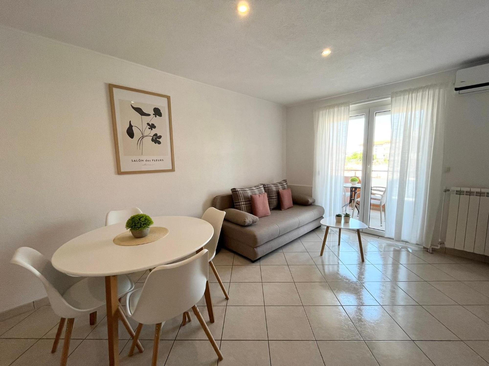 Apartments Contessa Novigrad  Exterior photo