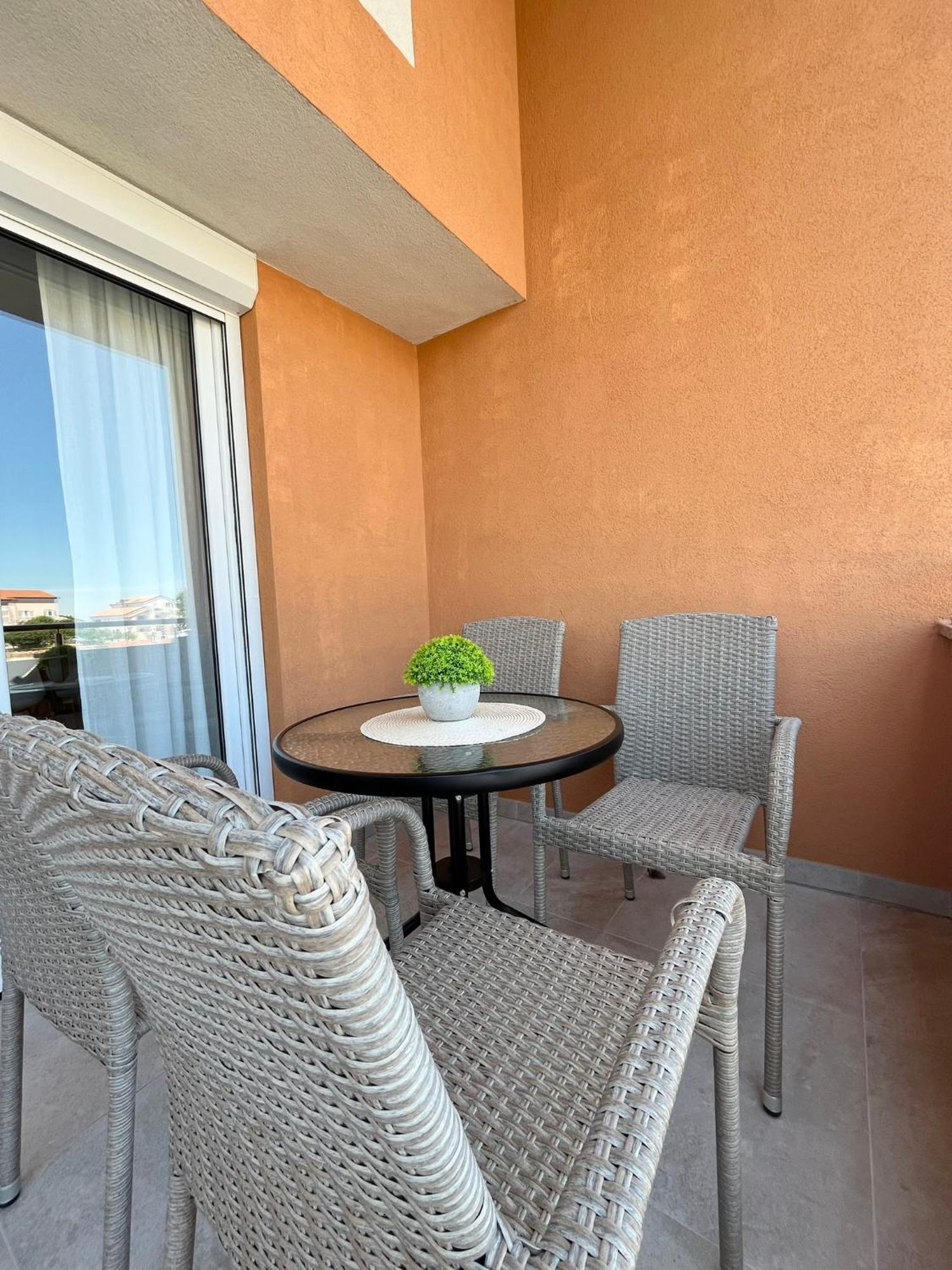 Apartments Contessa Novigrad  Exterior photo