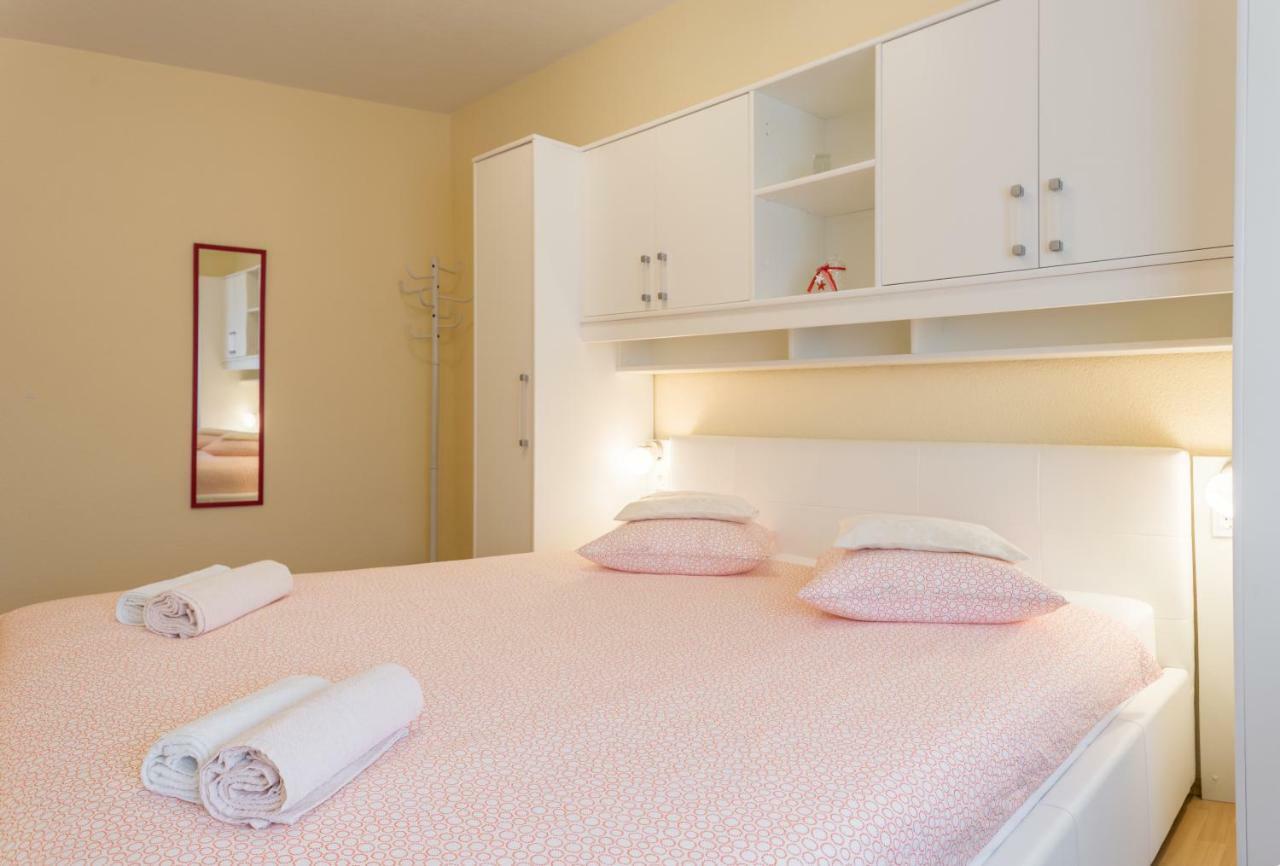 Apartments Contessa Novigrad  Exterior photo